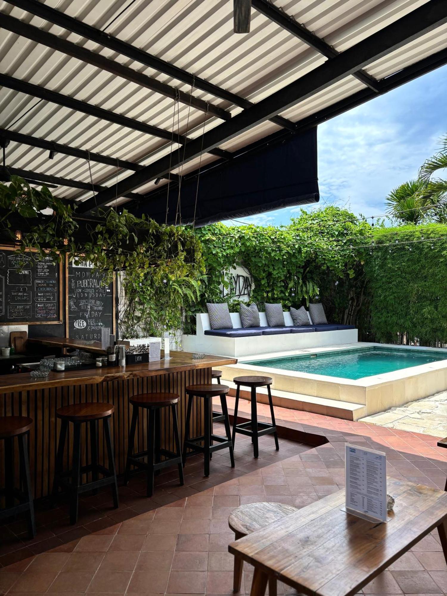 Lay Day Hostel Canggu Bagian luar foto