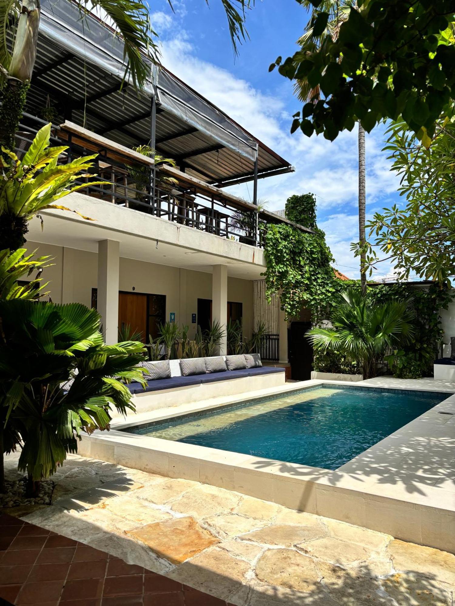 Lay Day Hostel Canggu Bagian luar foto